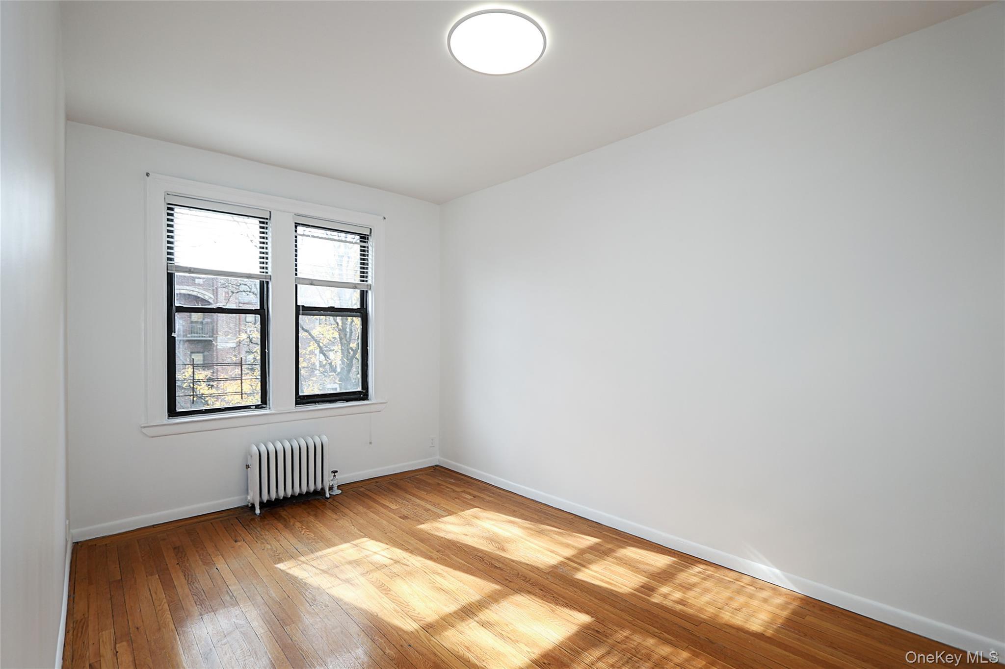 Apartment Metropolitan Avenue  Queens, NY 11418, MLS-1029159-14