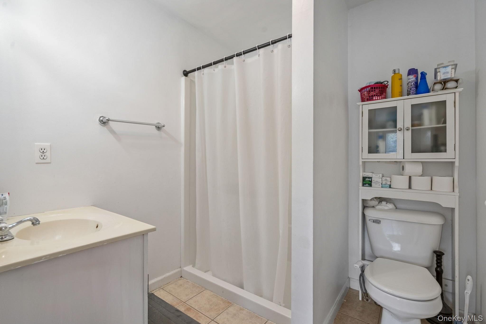 Single Family Mews Alley Dutchess County, NY 12603, MLS-1029166-33