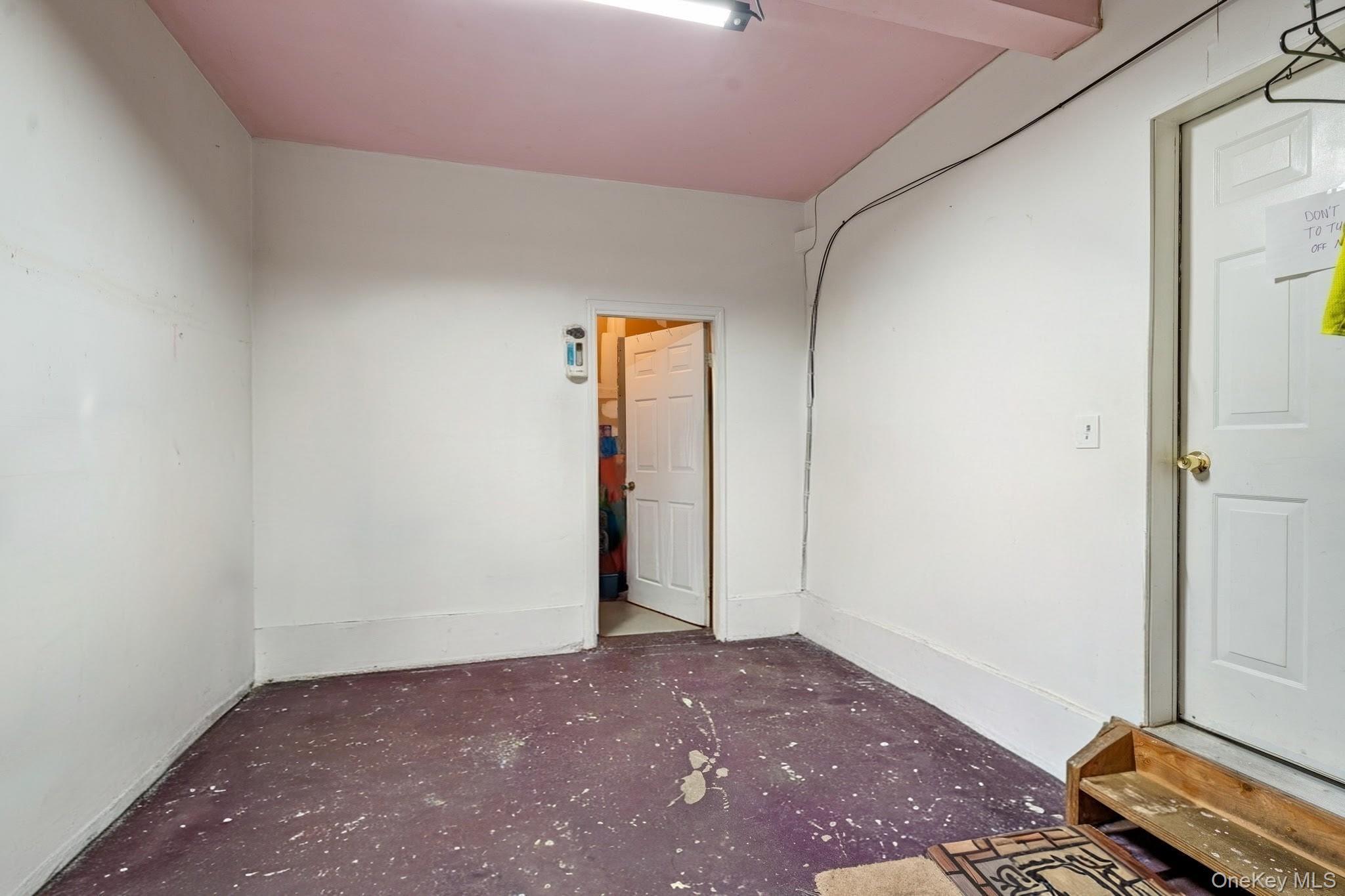 Single Family Mews Alley Dutchess County, NY 12603, MLS-1029166-35