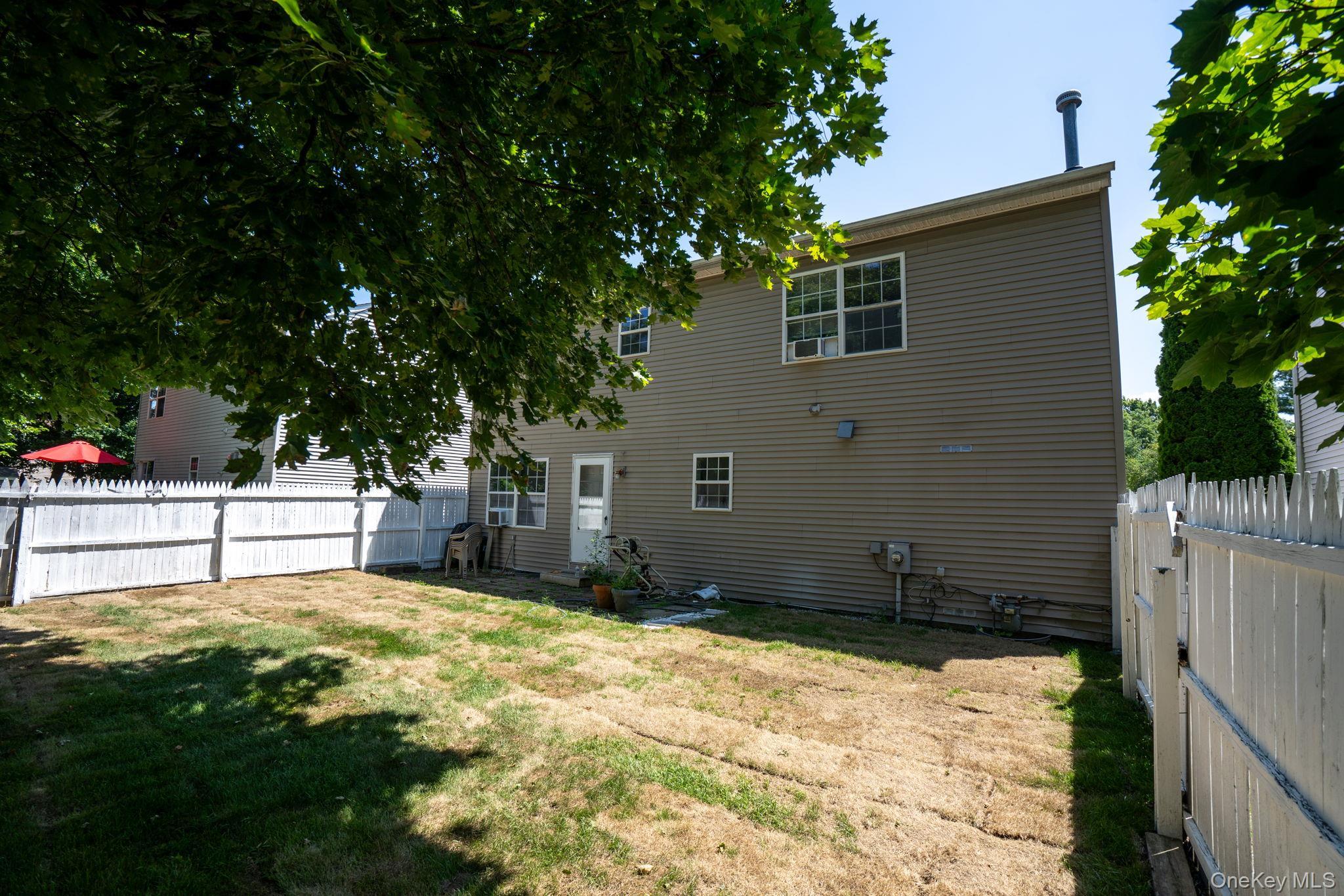 Single Family Mews Alley Dutchess County, NY 12603, MLS-1029166-37