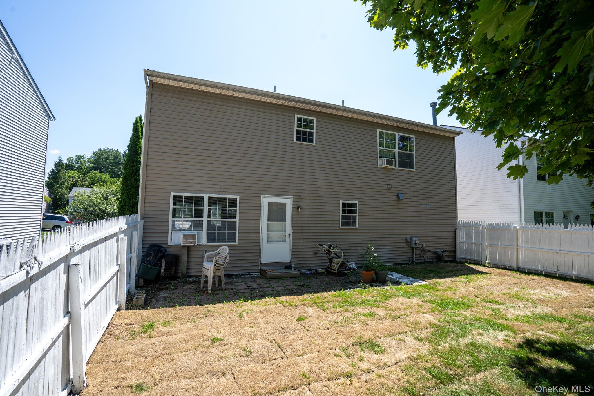 Single Family Mews Alley  Dutchess County, NY 12603, MLS-1029166-39