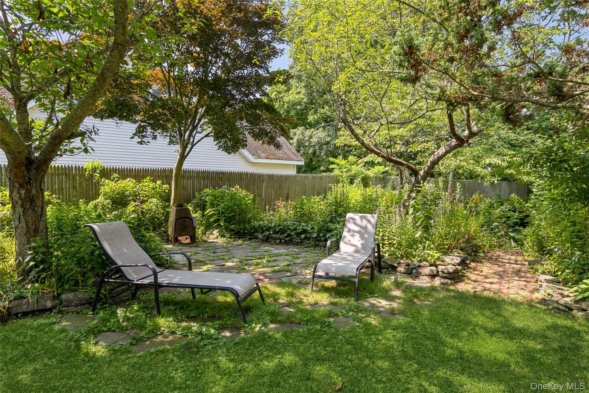Single Family Greene Avenue Suffolk County, NY 11782, MLS-1029167-38