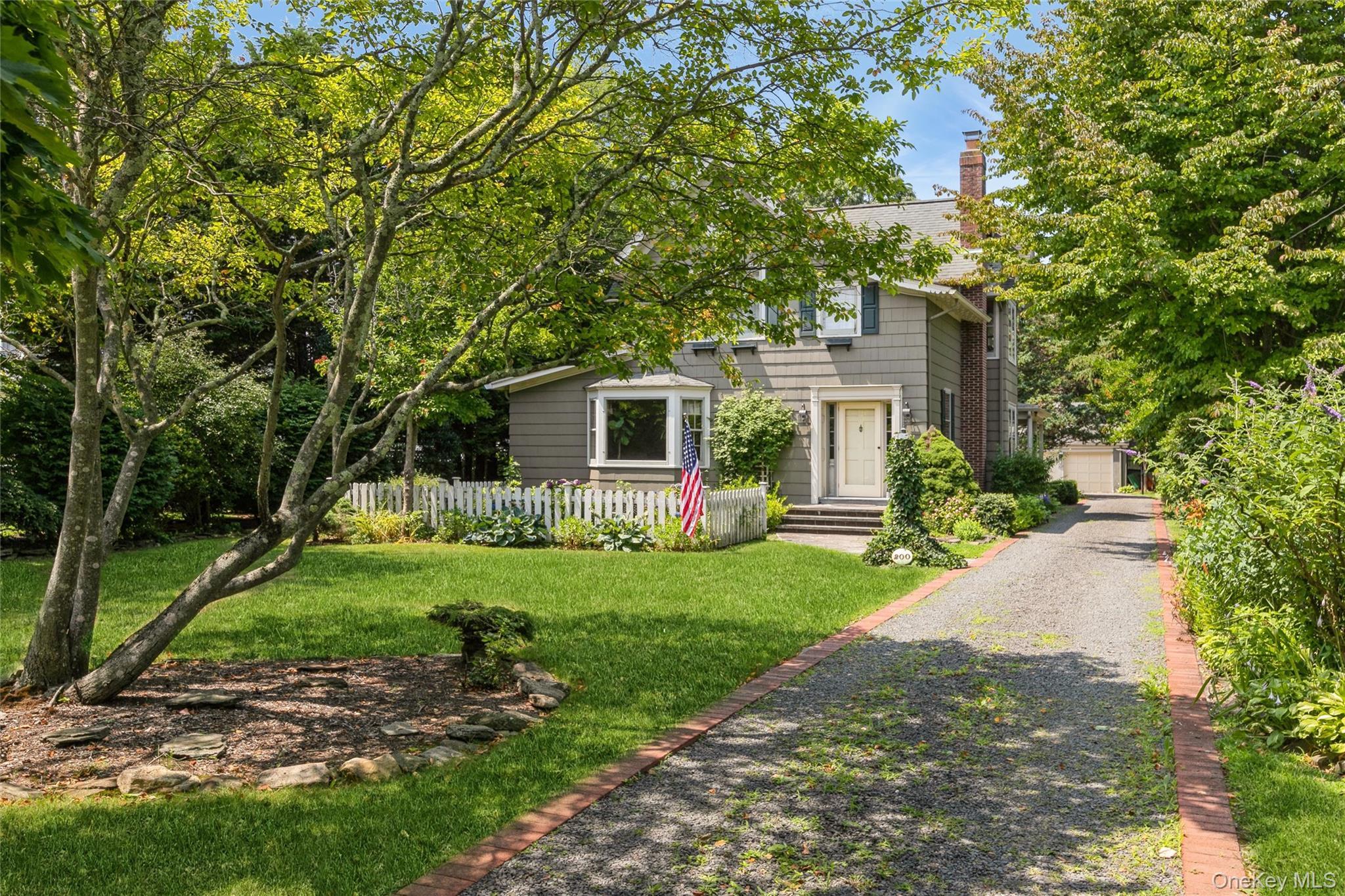 Single Family Greene Avenue Suffolk County, NY 11782, MLS-1029167-46