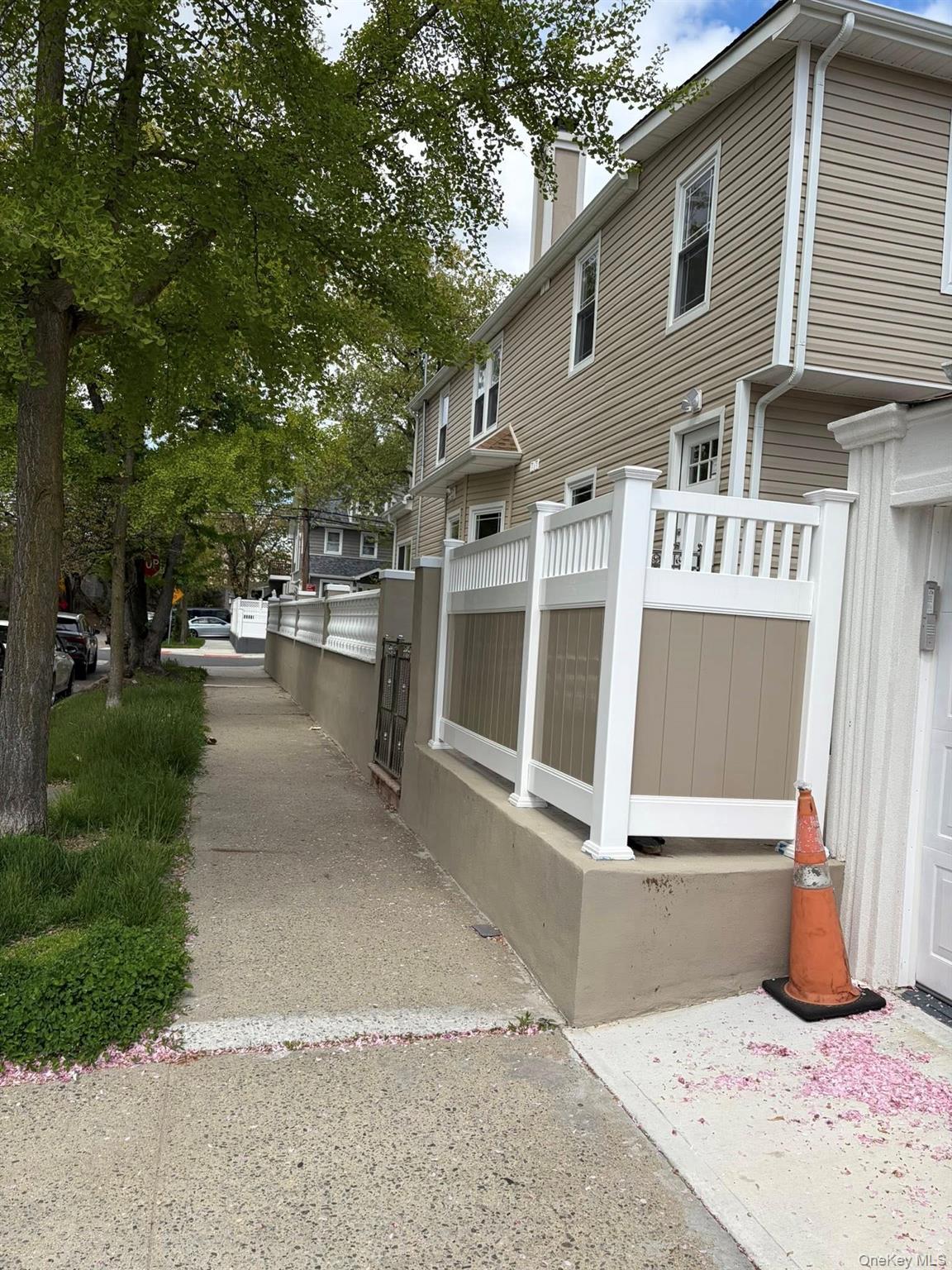 Single Family 114th Street Queens, NY 11420, MLS-1029168-2