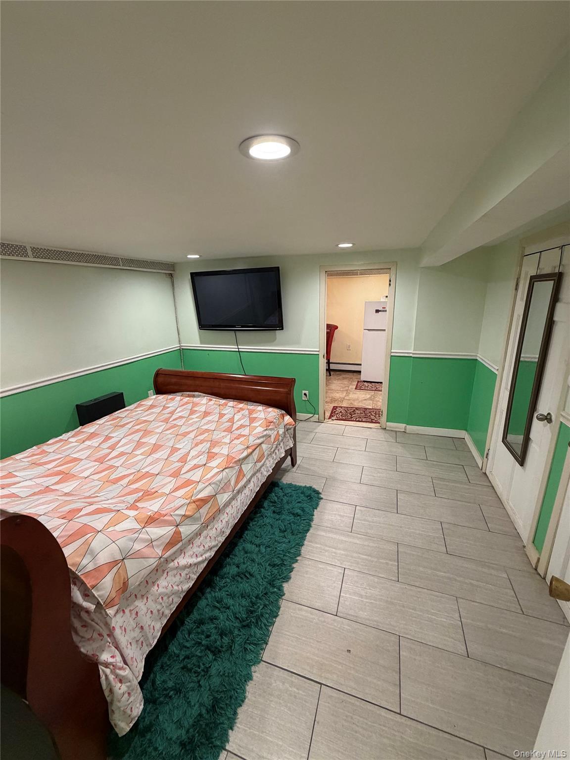 Apartment Huxley Street Queens, NY 11422, MLS-1029177-5
