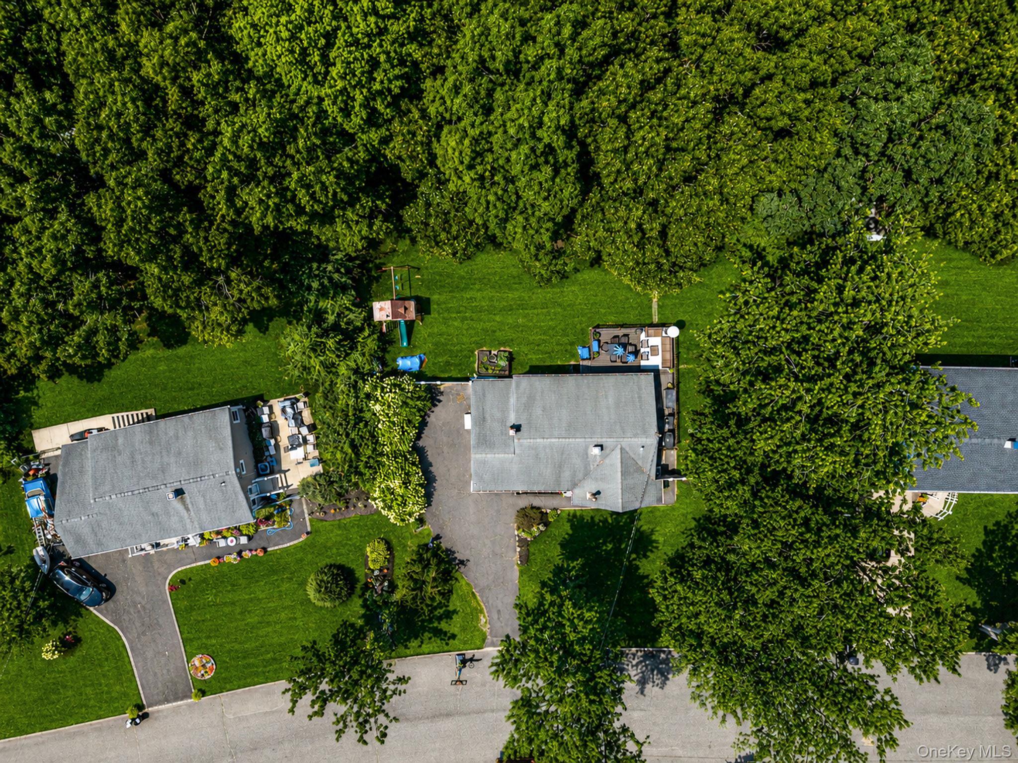 Single Family Antler Lane  Suffolk County, NY 11720, MLS-1029179-30