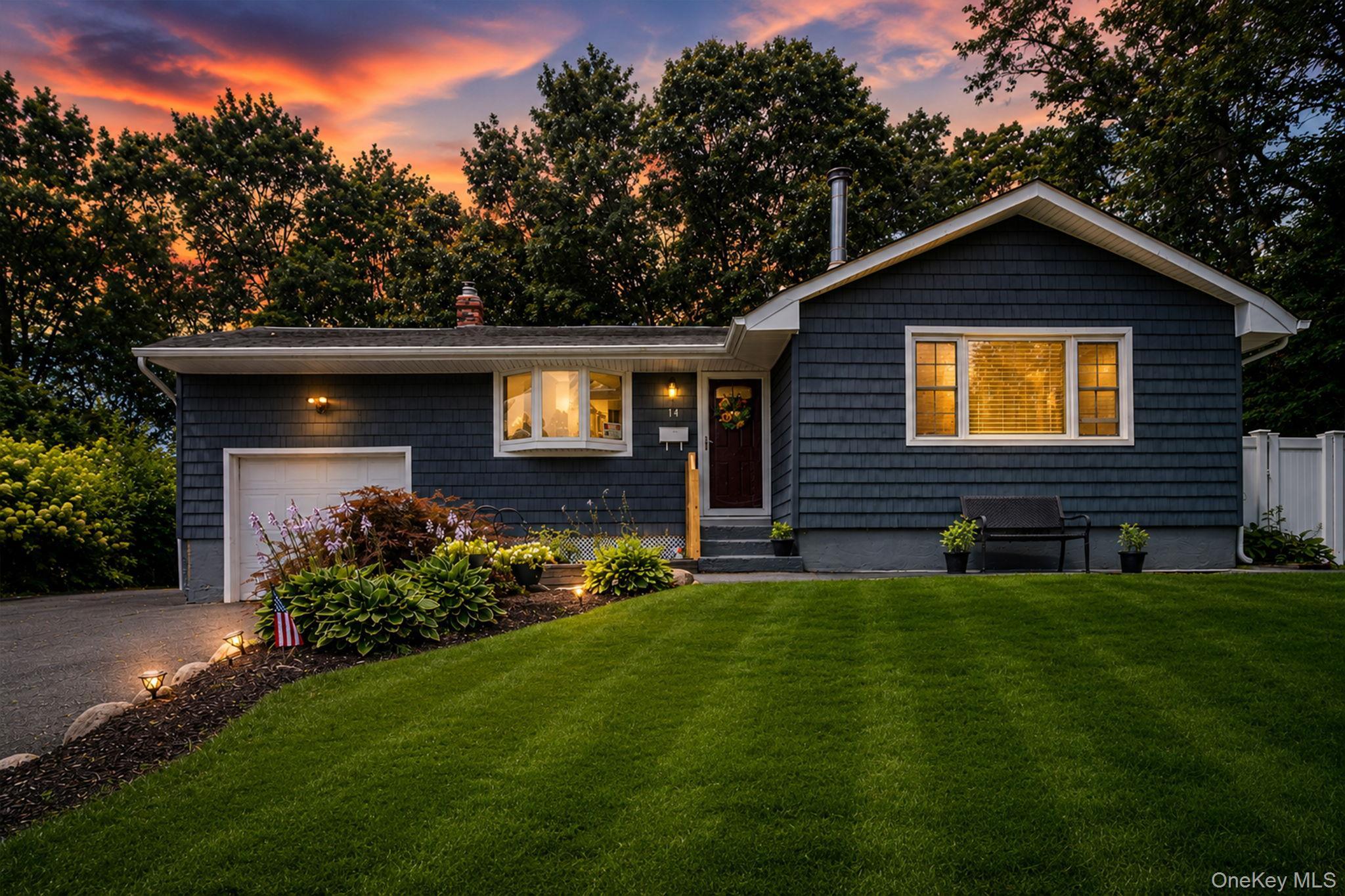 Single Family Antler Lane Suffolk County, NY 11720, MLS-1029179-4