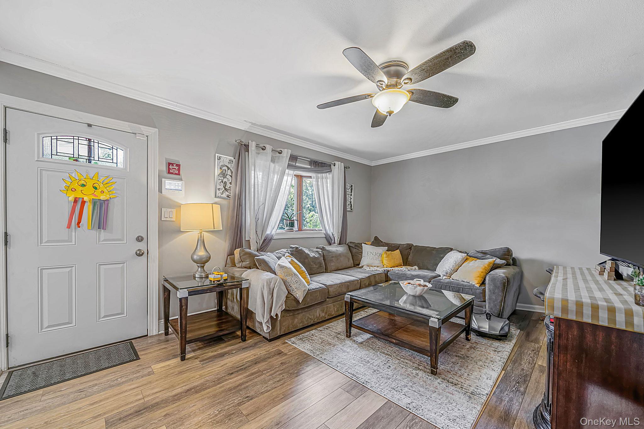 Single Family Antler Lane Suffolk County, NY 11720, MLS-1029179-5