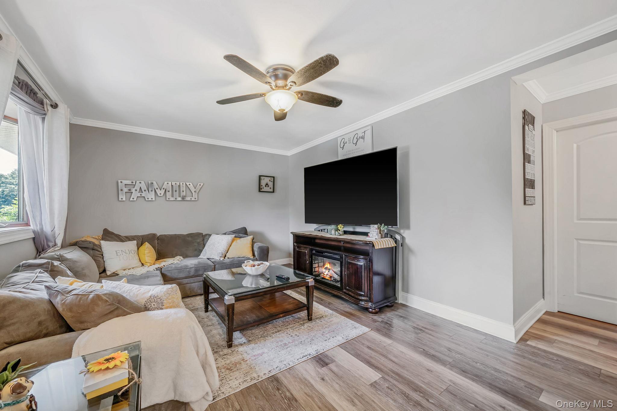 Single Family Antler Lane Suffolk County, NY 11720, MLS-1029179-7