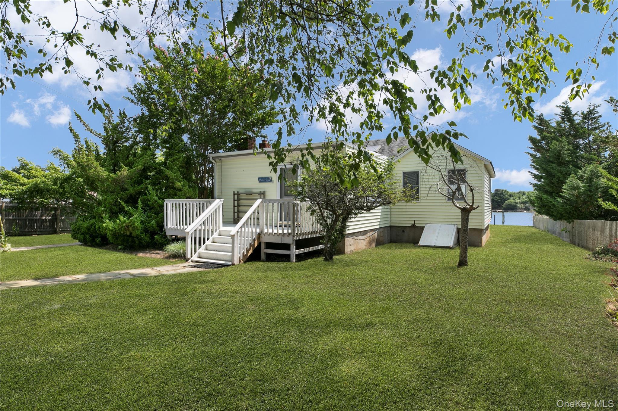 Single Family Gardners Lane  Suffolk County, NY 11946, MLS-1029188-22