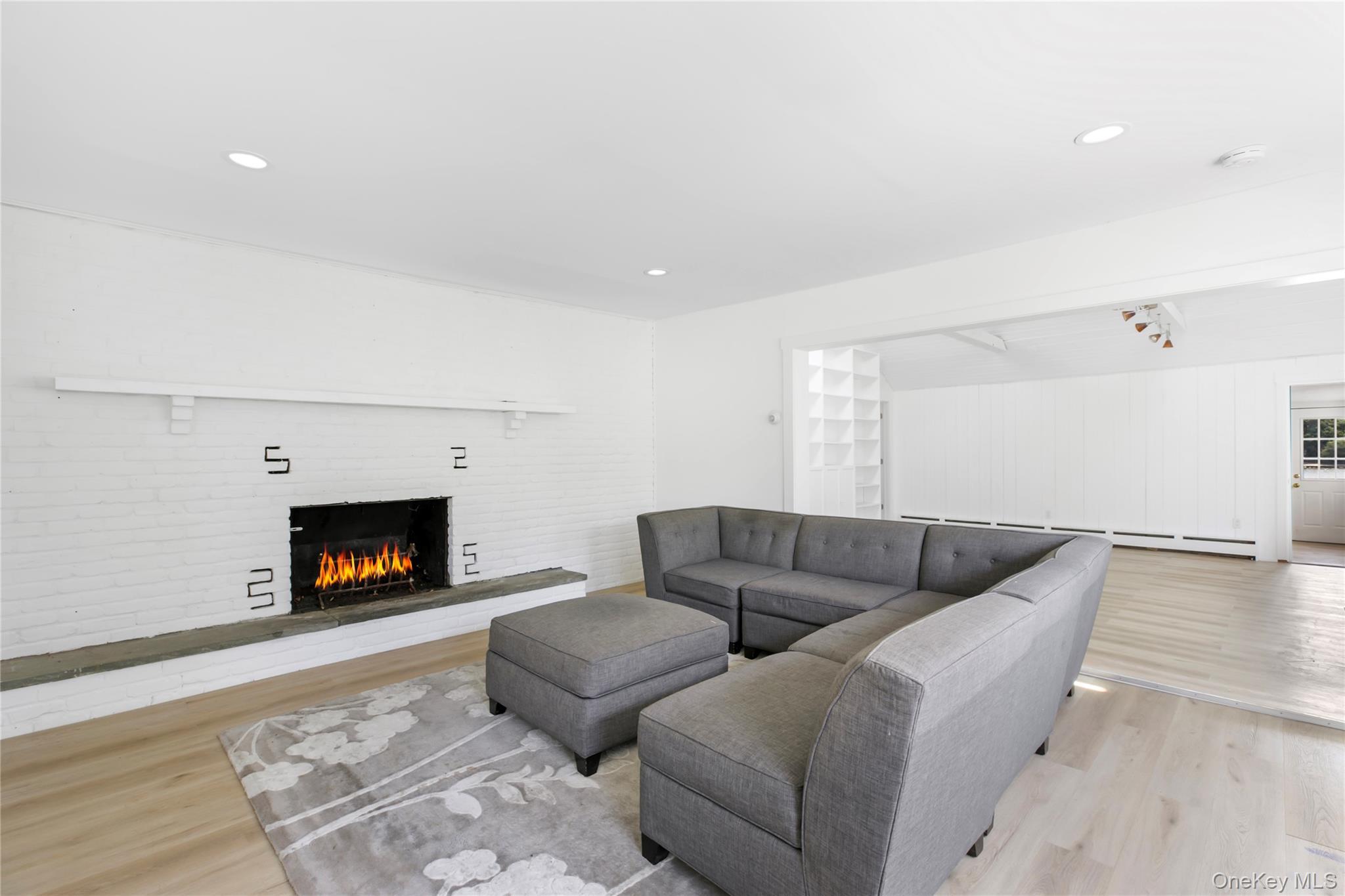 Single Family Gardners Lane Suffolk County, NY 11946, MLS-1029188-6