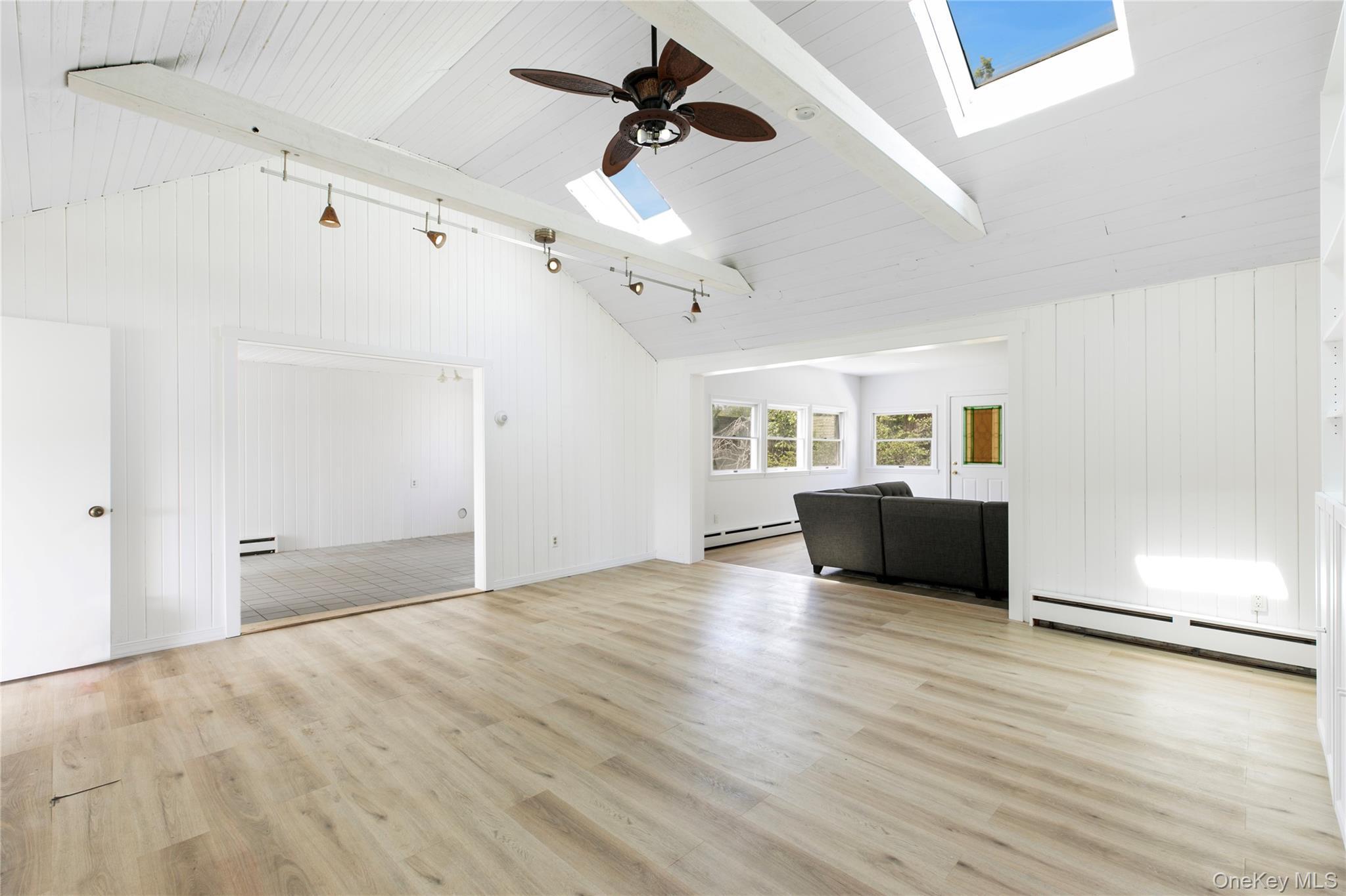 Single Family Gardners Lane Suffolk County, NY 11946, MLS-1029188-7