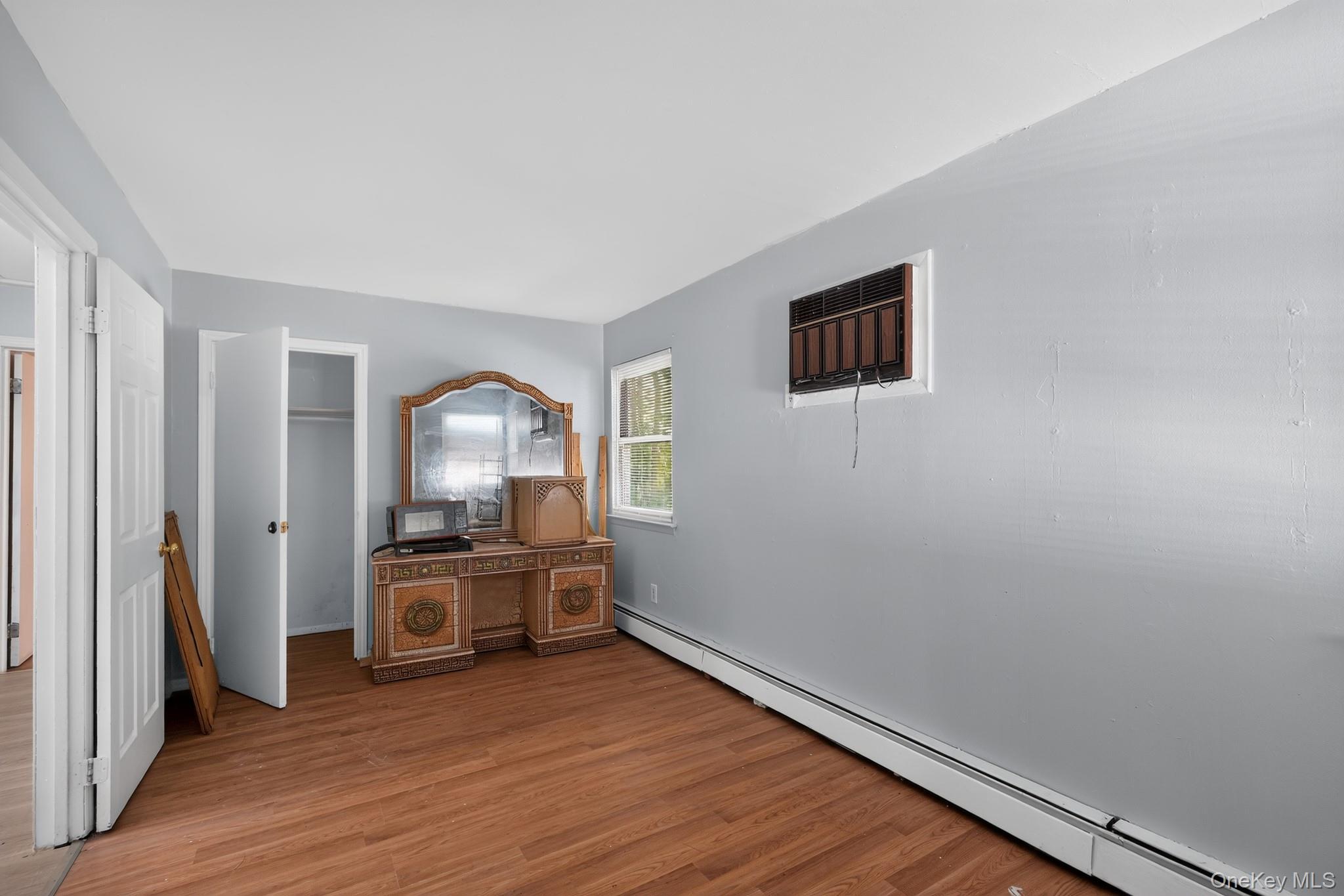 Single Family Hickory Place Suffolk County, NY 11706, MLS-1029205-25