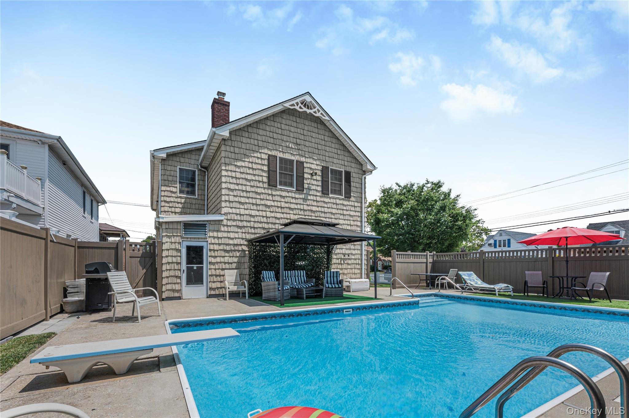 Single Family 157th Avenue  Queens, NY 11414, MLS-1029234-2