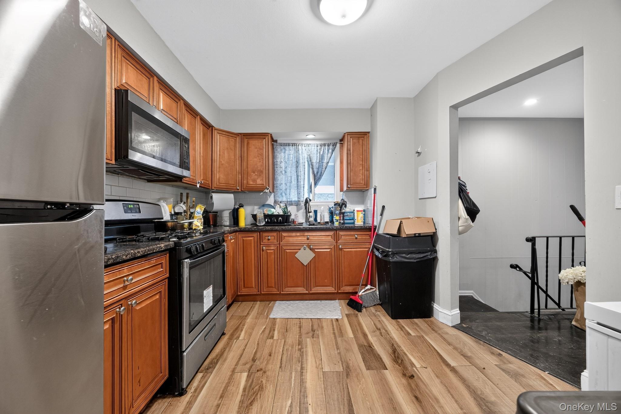 Single Family Autumn Avenue Brooklyn, NY 11208, MLS-1029252-20