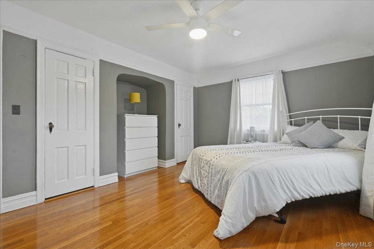 Single Family Locust Street  Nassau County, NY 11001, MLS-1029276-26