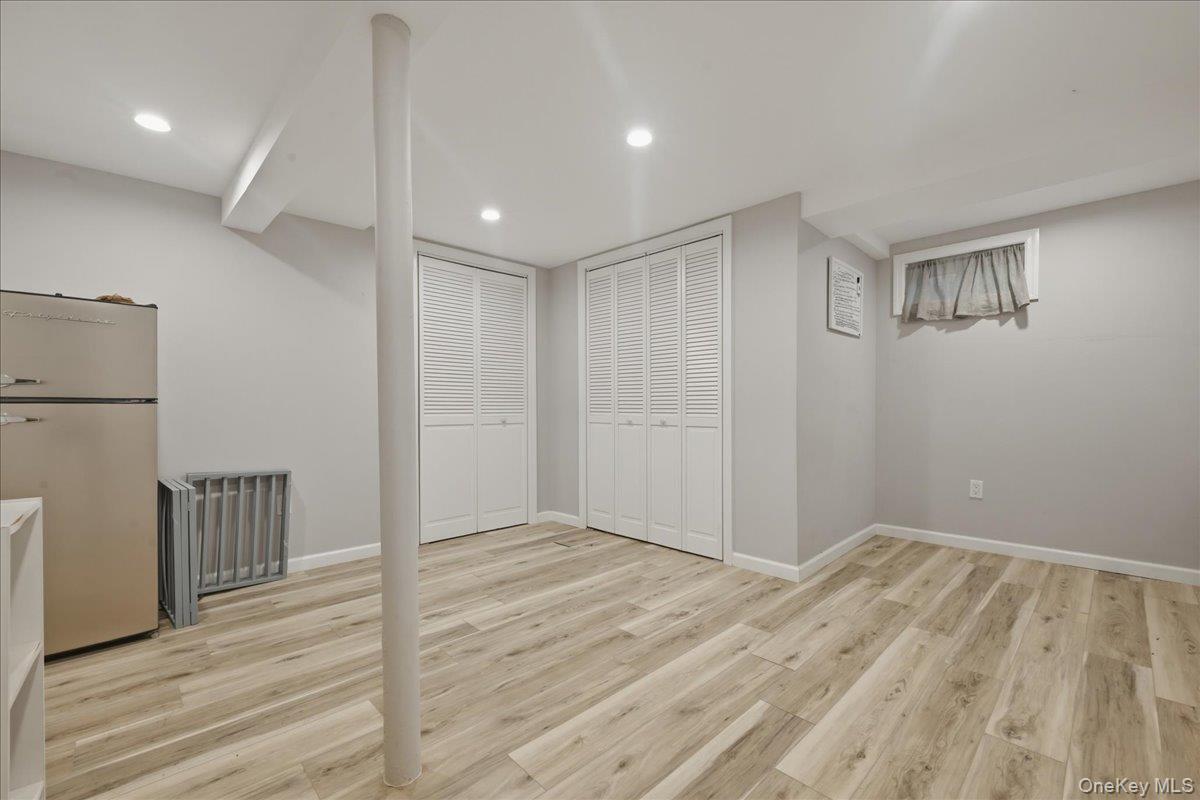 Single Family Locust Street  Nassau County, NY 11001, MLS-1029276-32