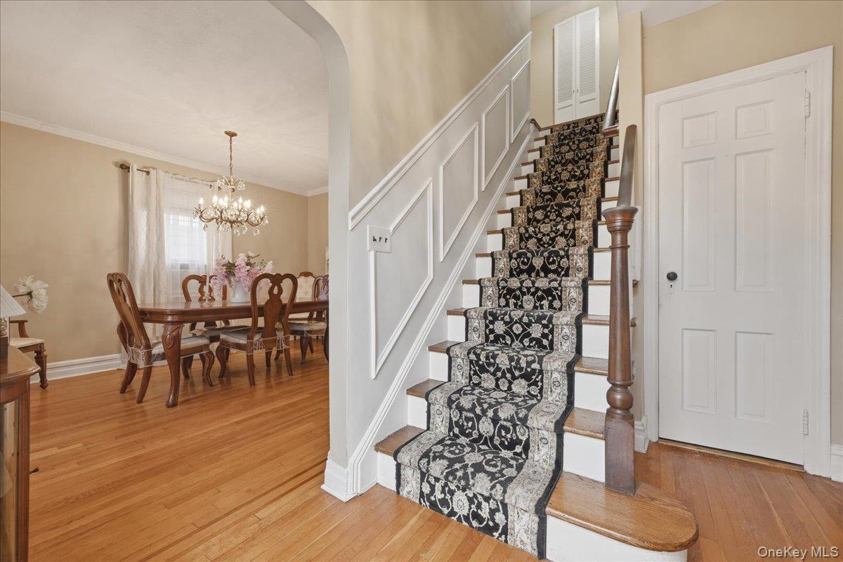 Single Family Locust Street  Nassau County, NY 11001, MLS-1029276-4