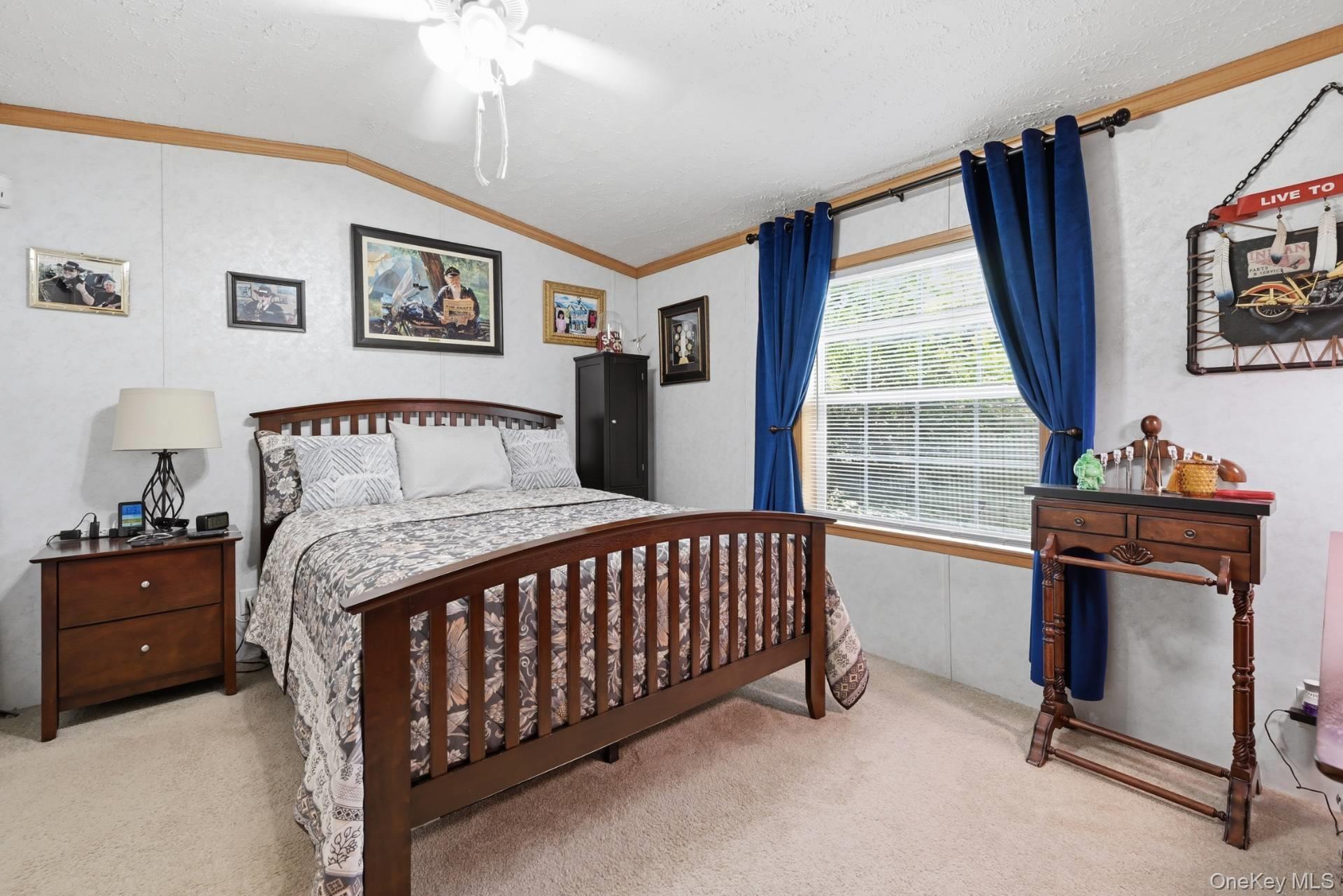 Single Family Hubbard Avenue Suffolk County, NY 11901, MLS-1029283-18