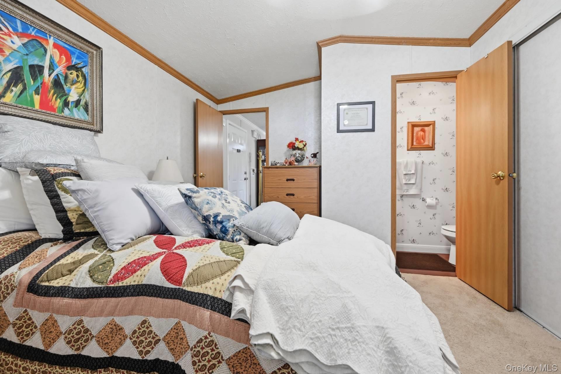 Single Family Hubbard Avenue Suffolk County, NY 11901, MLS-1029283-21