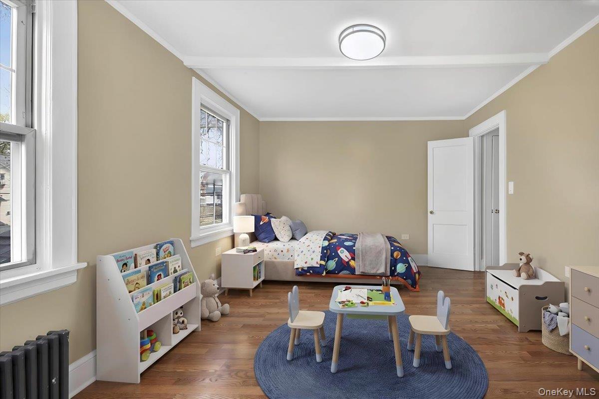 Single Family Harper Avenue Bronx, NY 10466, MLS-1029285-18