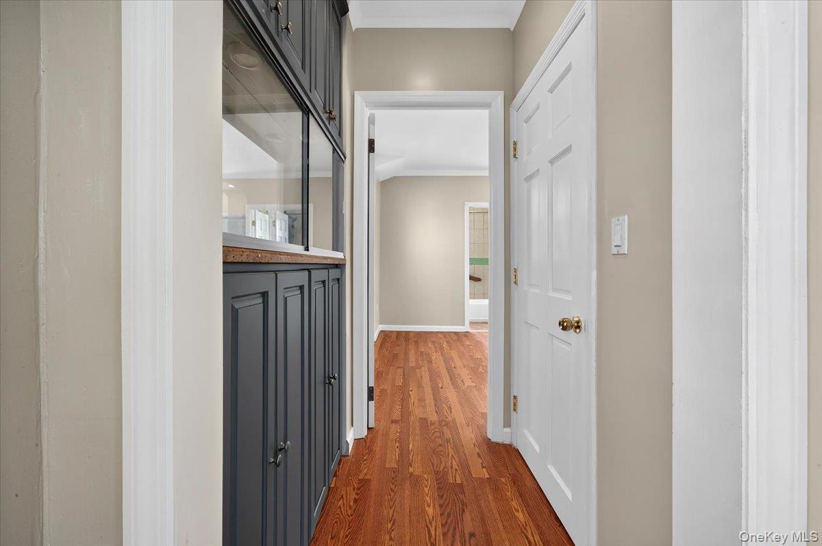 Single Family Harper Avenue Bronx, NY 10466, MLS-1029285-21