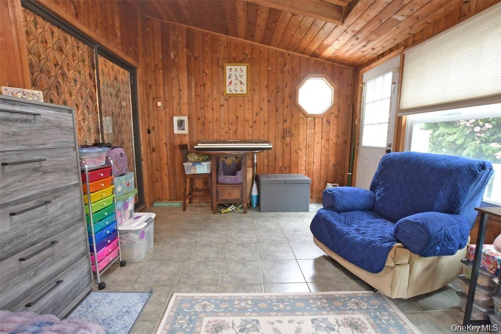 Single Family Division Avenue  Suffolk County, NY 11796, MLS-1029289-35
