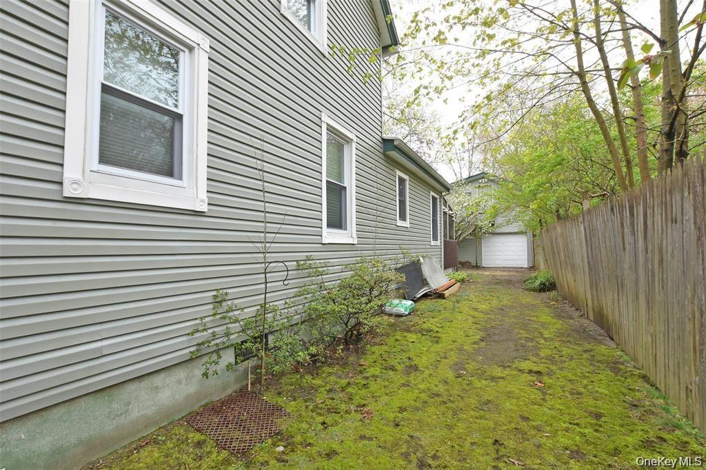 Single Family Division Avenue  Suffolk County, NY 11796, MLS-1029289-37