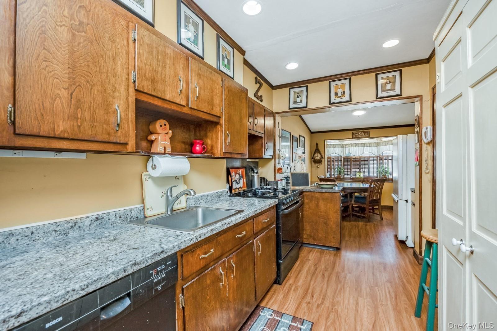 Single Family 78th Street Queens, NY 11379, MLS-1029303-13