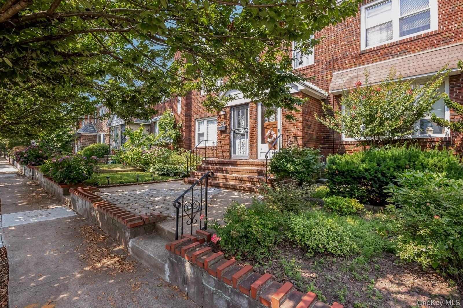 Single Family 78th Street Queens, NY 11379, MLS-1029303-2