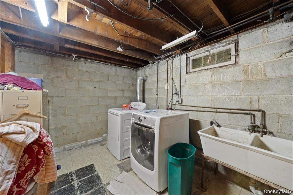 Single Family Cresthill Road Westchester County, NY 10710, MLS-1029304-23