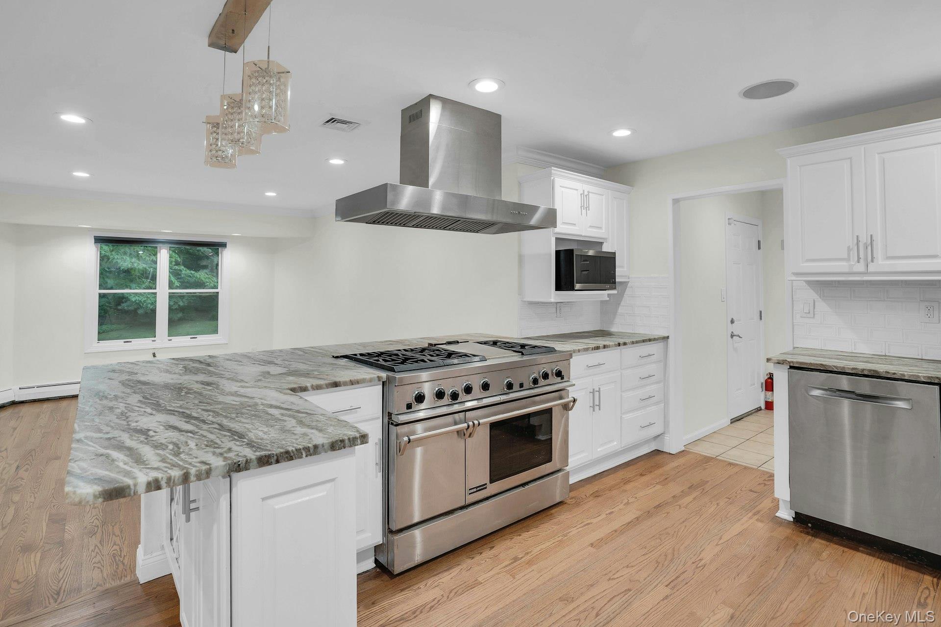 Single Family Colby Drive Suffolk County, NY 11746, MLS-1029331-18