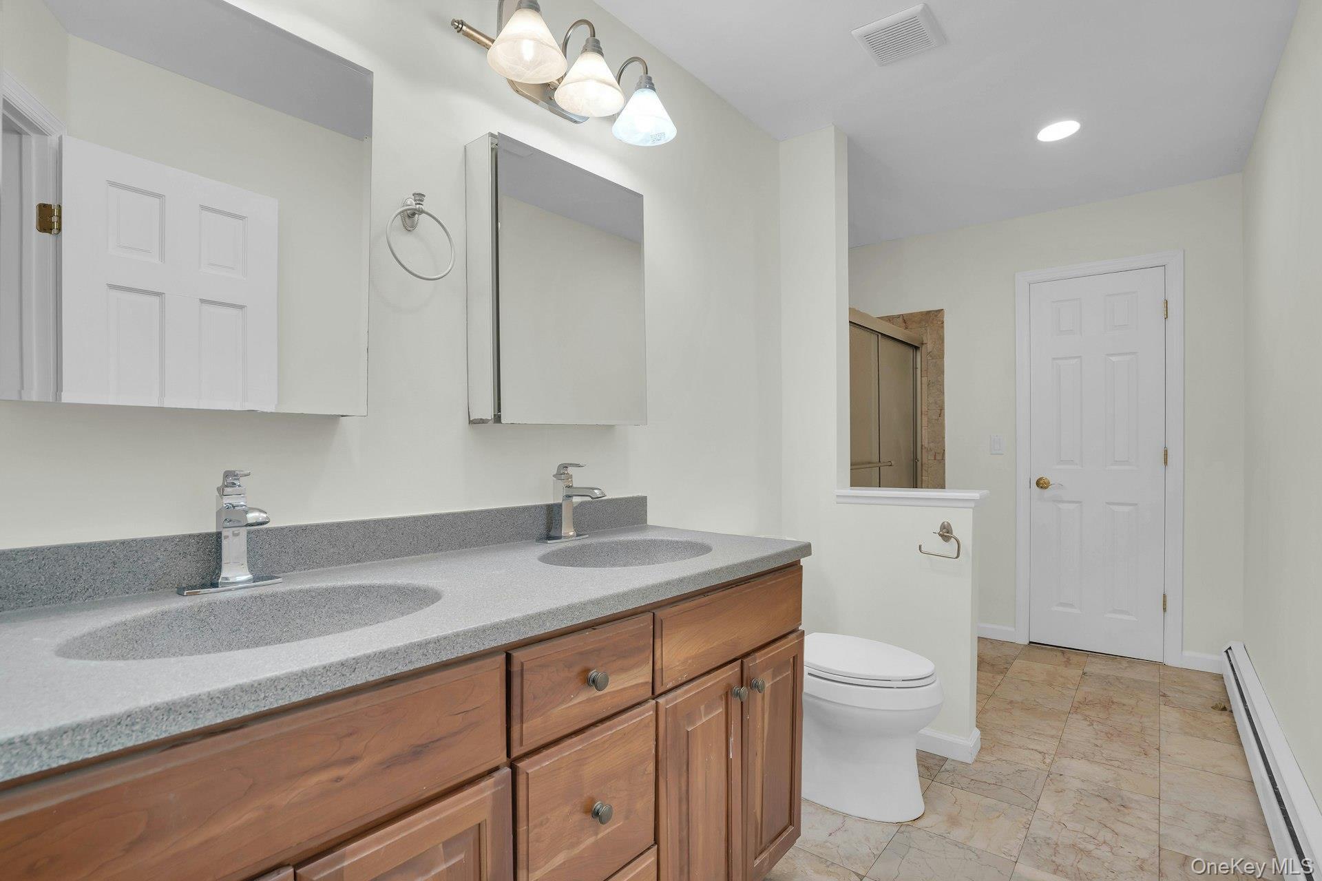 Single Family Colby Drive Suffolk County, NY 11746, MLS-1029331-39
