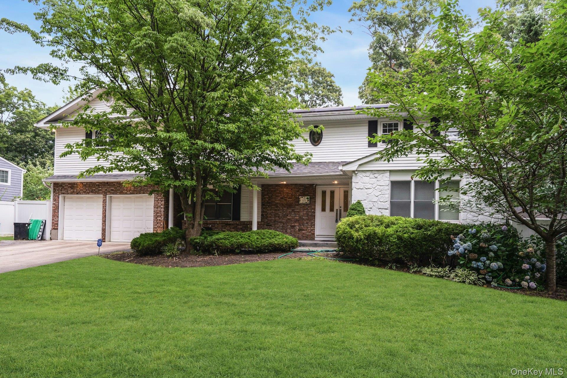 Single Family Colby Drive Suffolk County, NY 11746, MLS-1029331-4