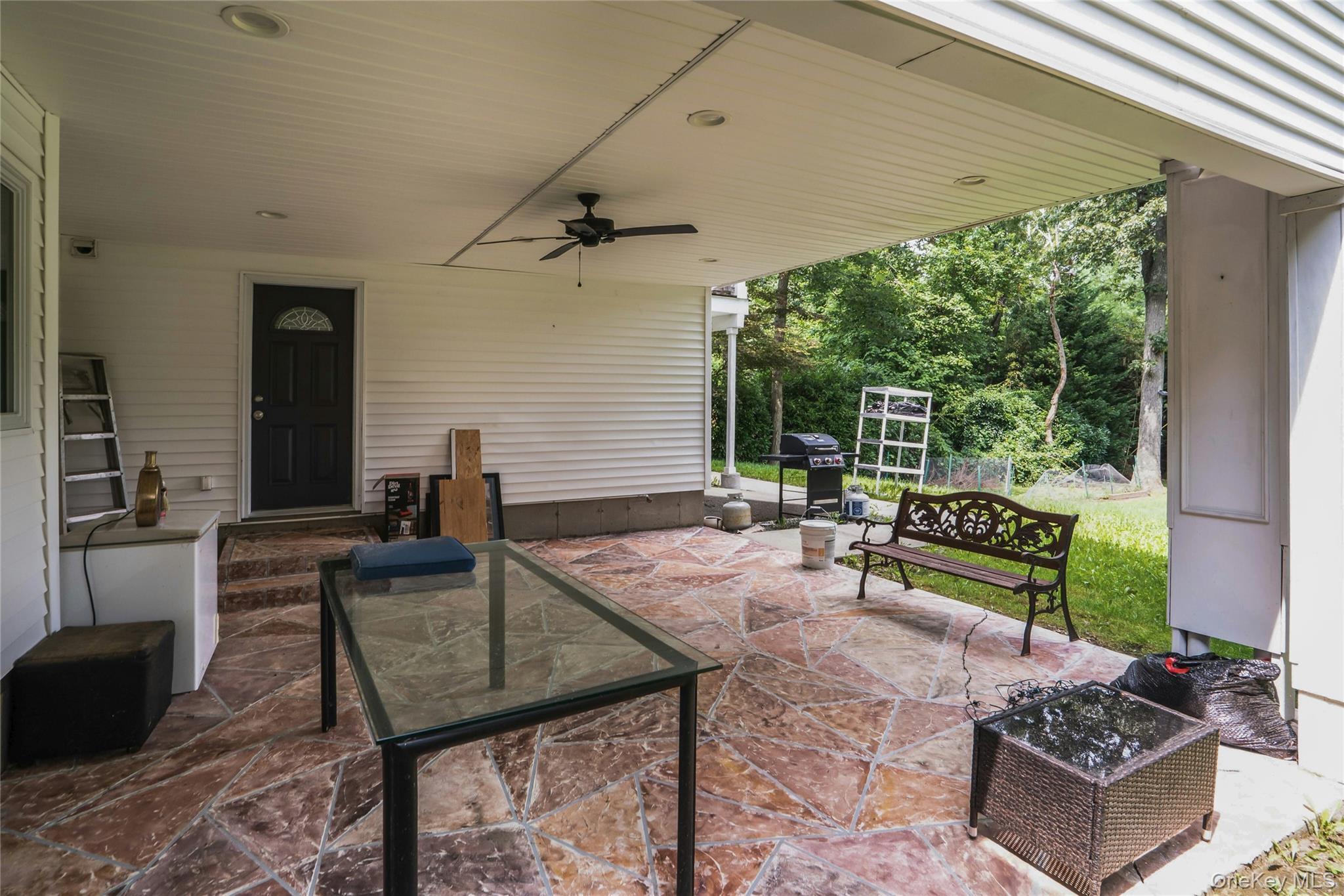 Single Family Colby Drive Suffolk County, NY 11746, MLS-1029331-47