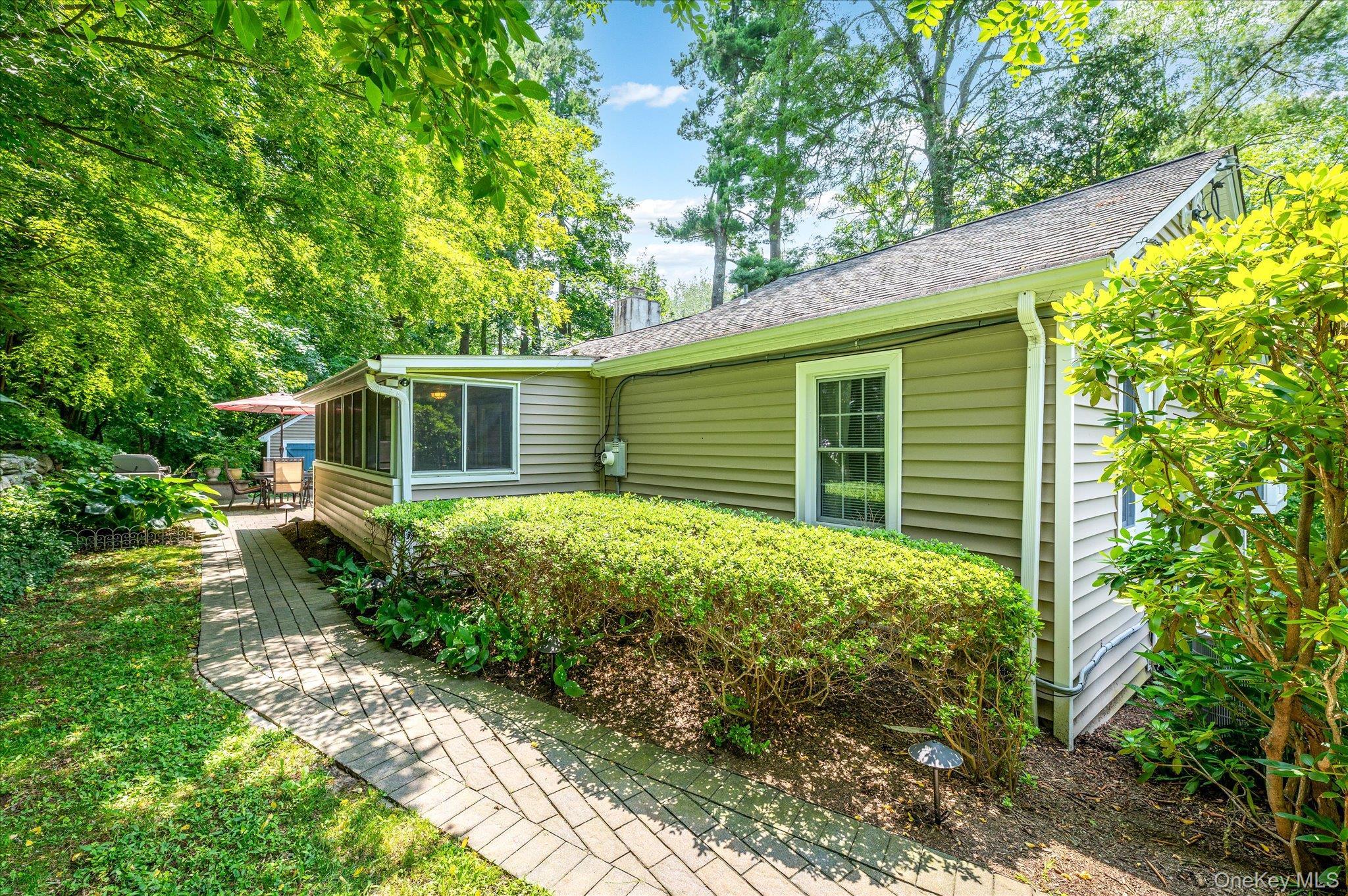 Single Family Lakeview Drive Westchester County, NY 10598, MLS-1029333-2