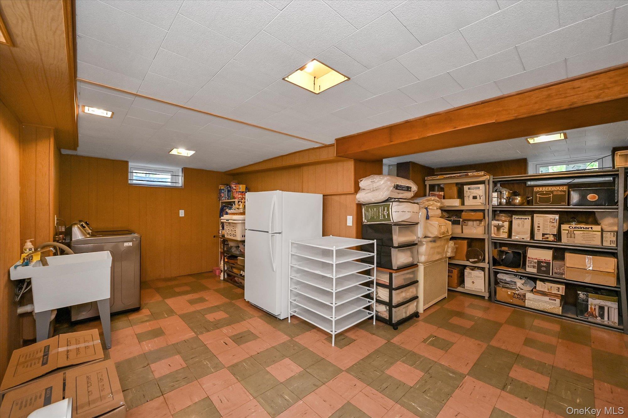 Single Family Seward Avenue Queens, NY 11427, MLS-1029348-18