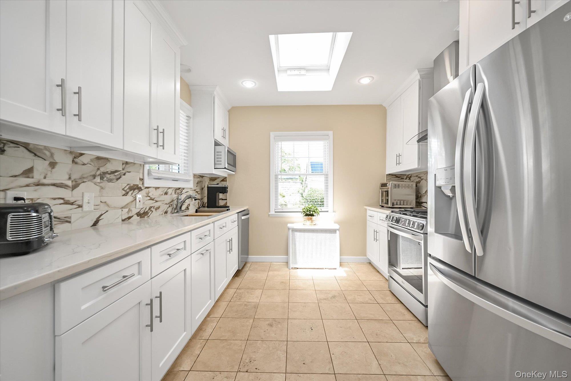 Single Family Seward Avenue Queens, NY 11427, MLS-1029348-9