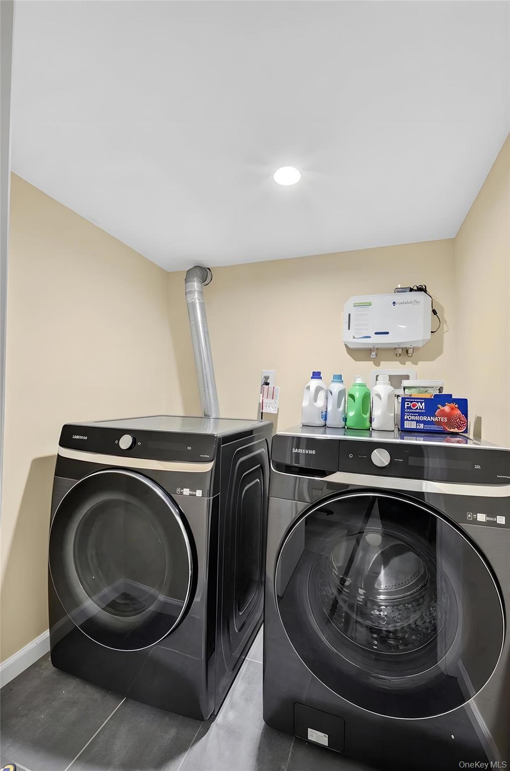 Single Family 161st Street Queens, NY 11358, MLS-1029357-10