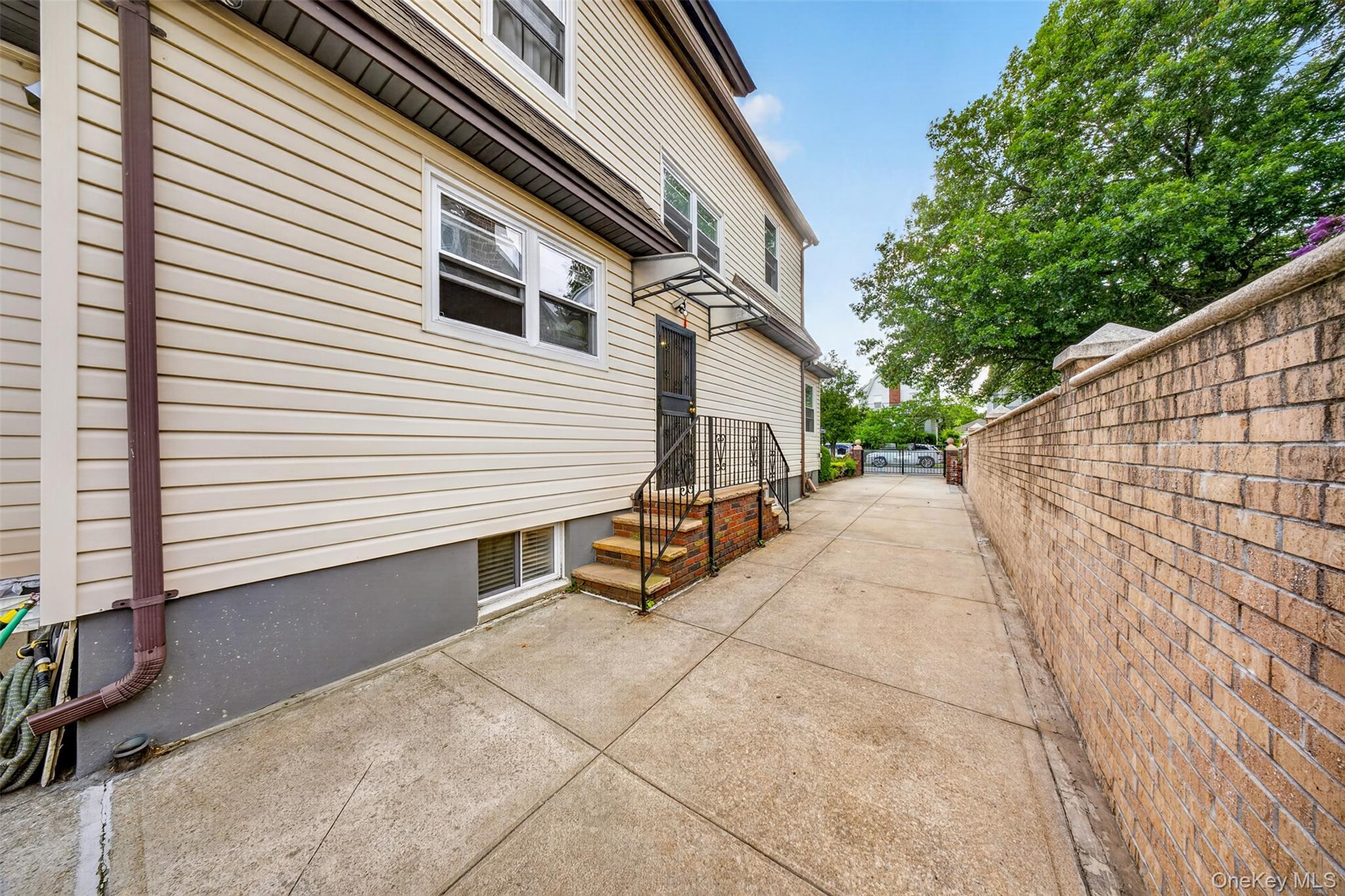 Single Family 161st Street Queens, NY 11358, MLS-1029357-24