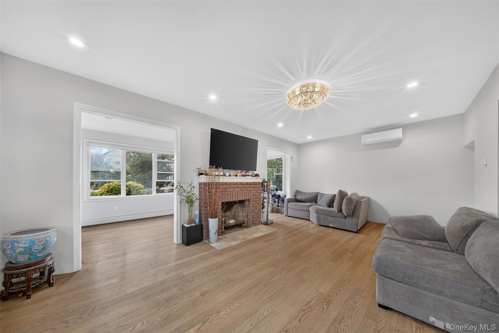 Single Family 161st Street Queens, NY 11358, MLS-1029357-5