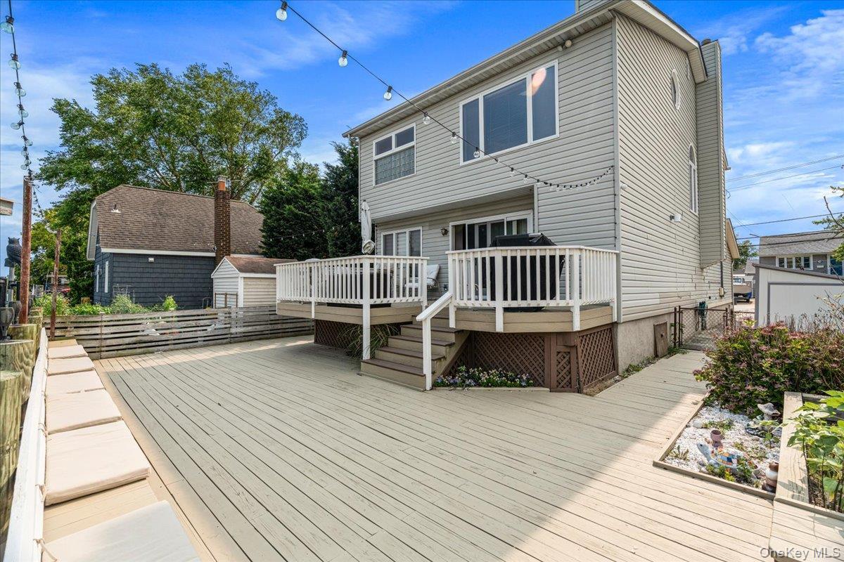 Single Family Gordon Place Nassau County, NY 11520, MLS-1029360-3