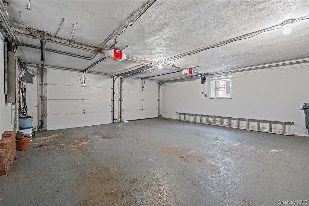Single Family Fairfield Avenue  Bronx, NY 10463, MLS-1029364-32