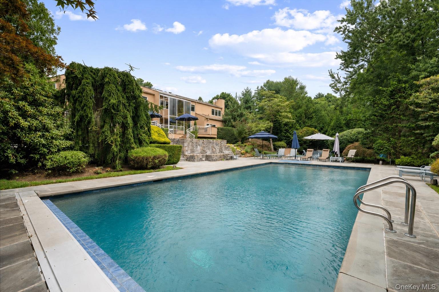 Single Family Emerson Road Nassau County, NY 11545, MLS-1029380-46