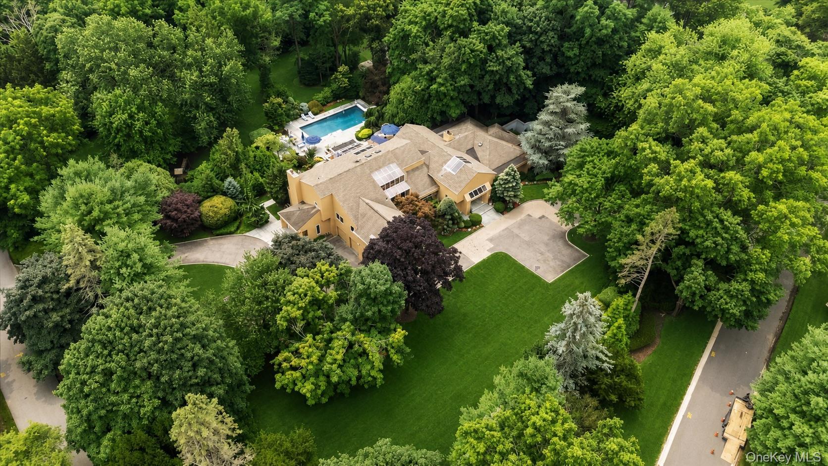 Single Family Emerson Road Nassau County, NY 11545, MLS-1029380-47