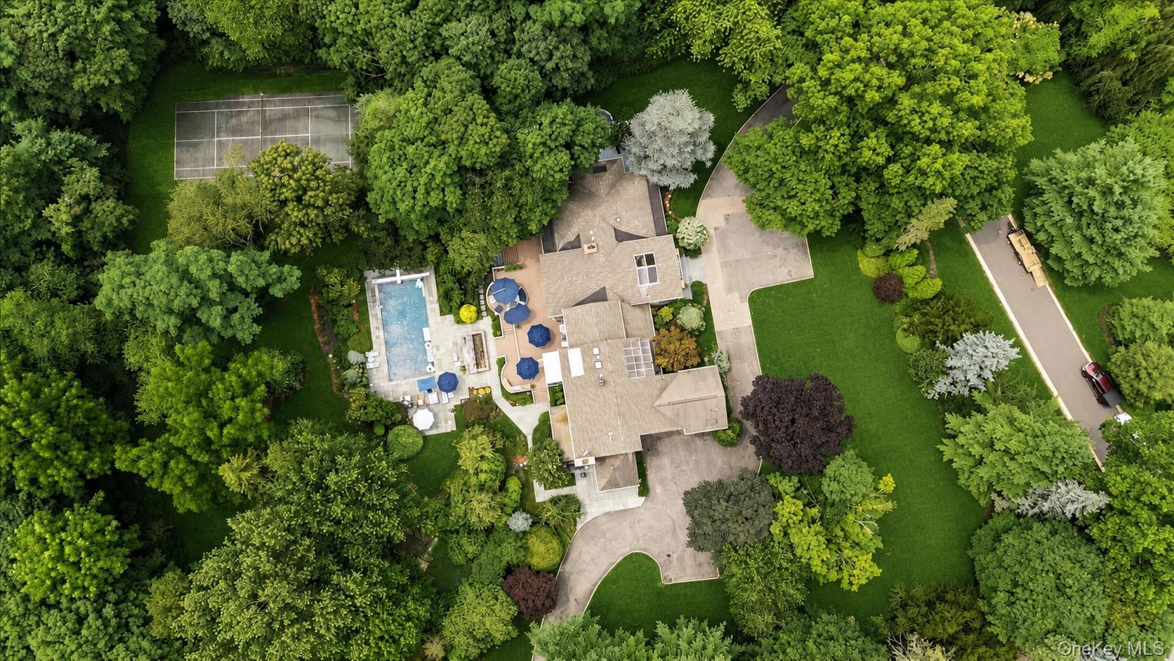 Single Family Emerson Road  Nassau County, NY 11545, MLS-1029380-48