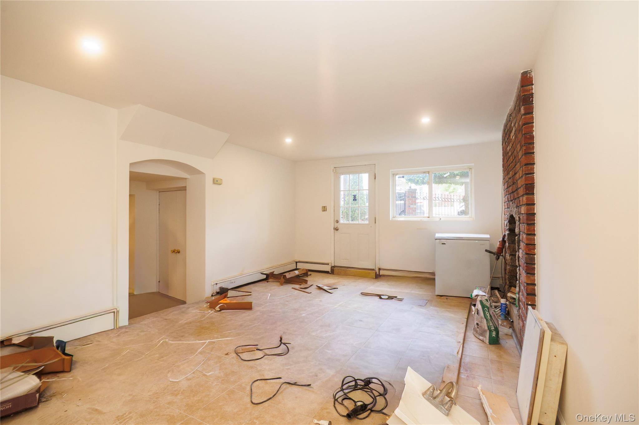 Single Family Siegfried Place Bronx, NY 10465, MLS-1029387-11
