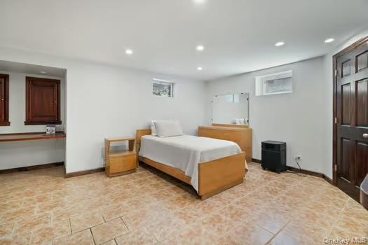 Single Family 24 Avenue Queens, NY 11357, MLS-1029407-17