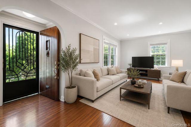 Single Family 24 Avenue Queens, NY 11357, MLS-1029407-3