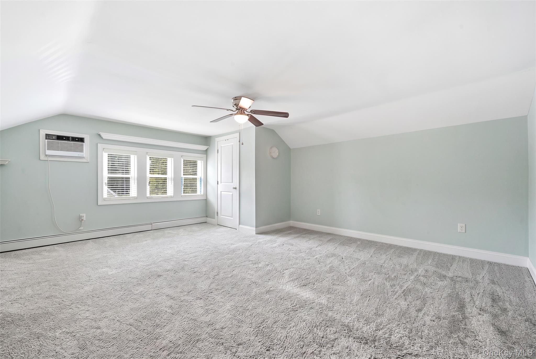 Single Family Potter Boulevard Suffolk County, NY 11718, MLS-1029408-34